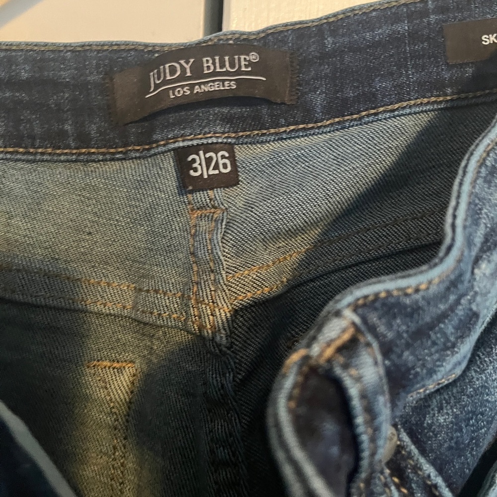 Juniors Judy Blue jeans 3/26